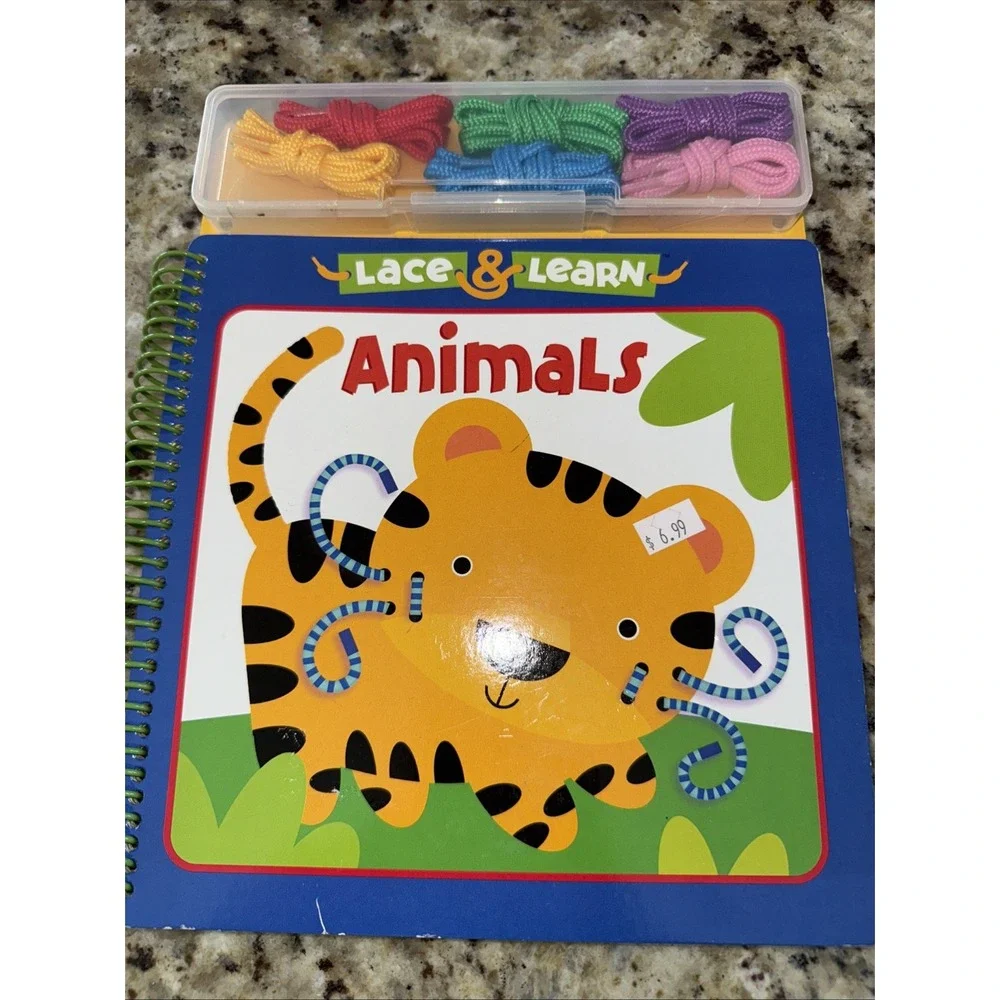 Lace & Learn‎ Animals Activity Book 2004 ActiveMinds. 4413
